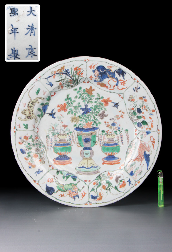 莲花纹瓷器是怎么发展的_香港收藏家協會文物鑑定檢測實驗室有限公司